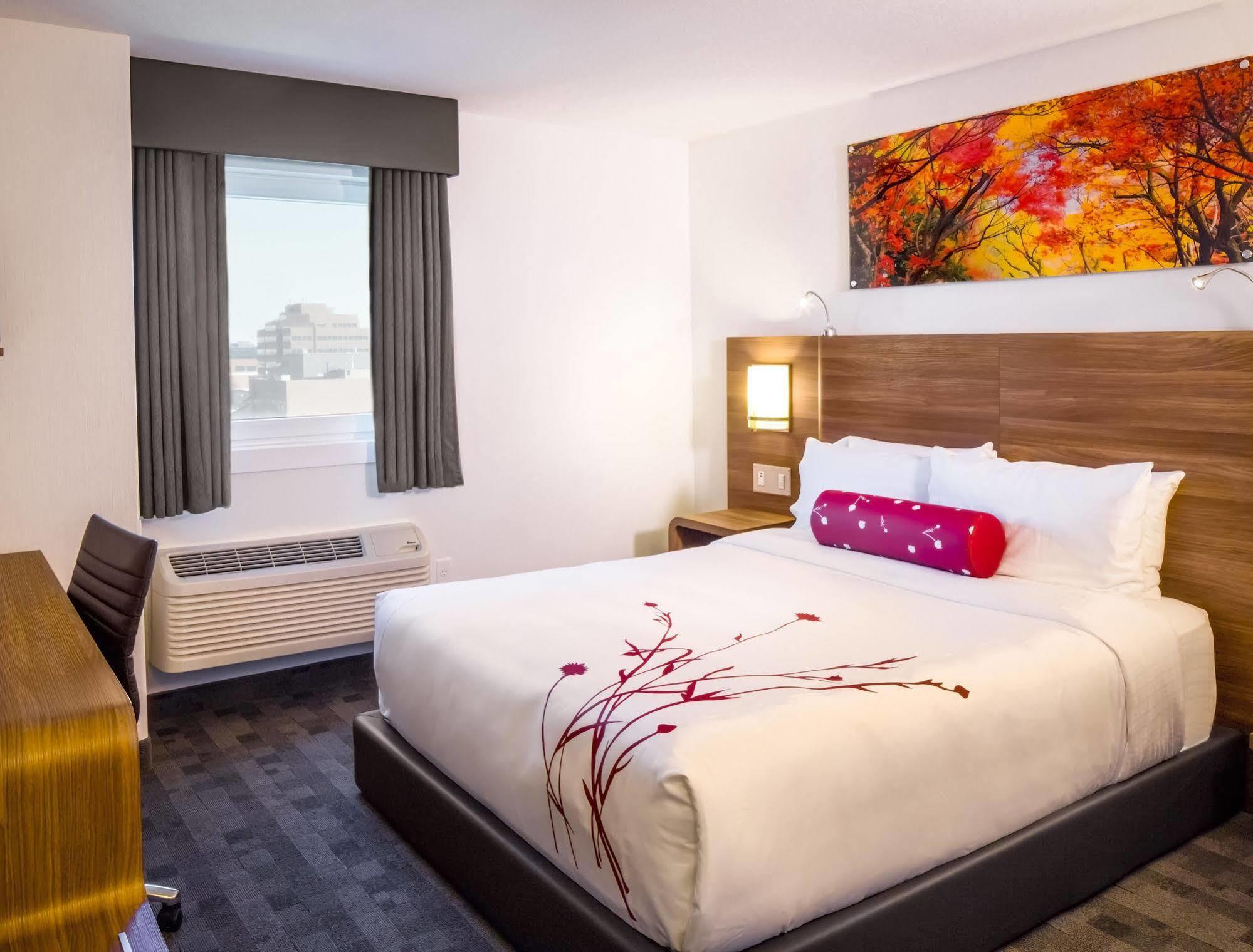 Hotel Elan Calgary Zewnętrze zdjęcie